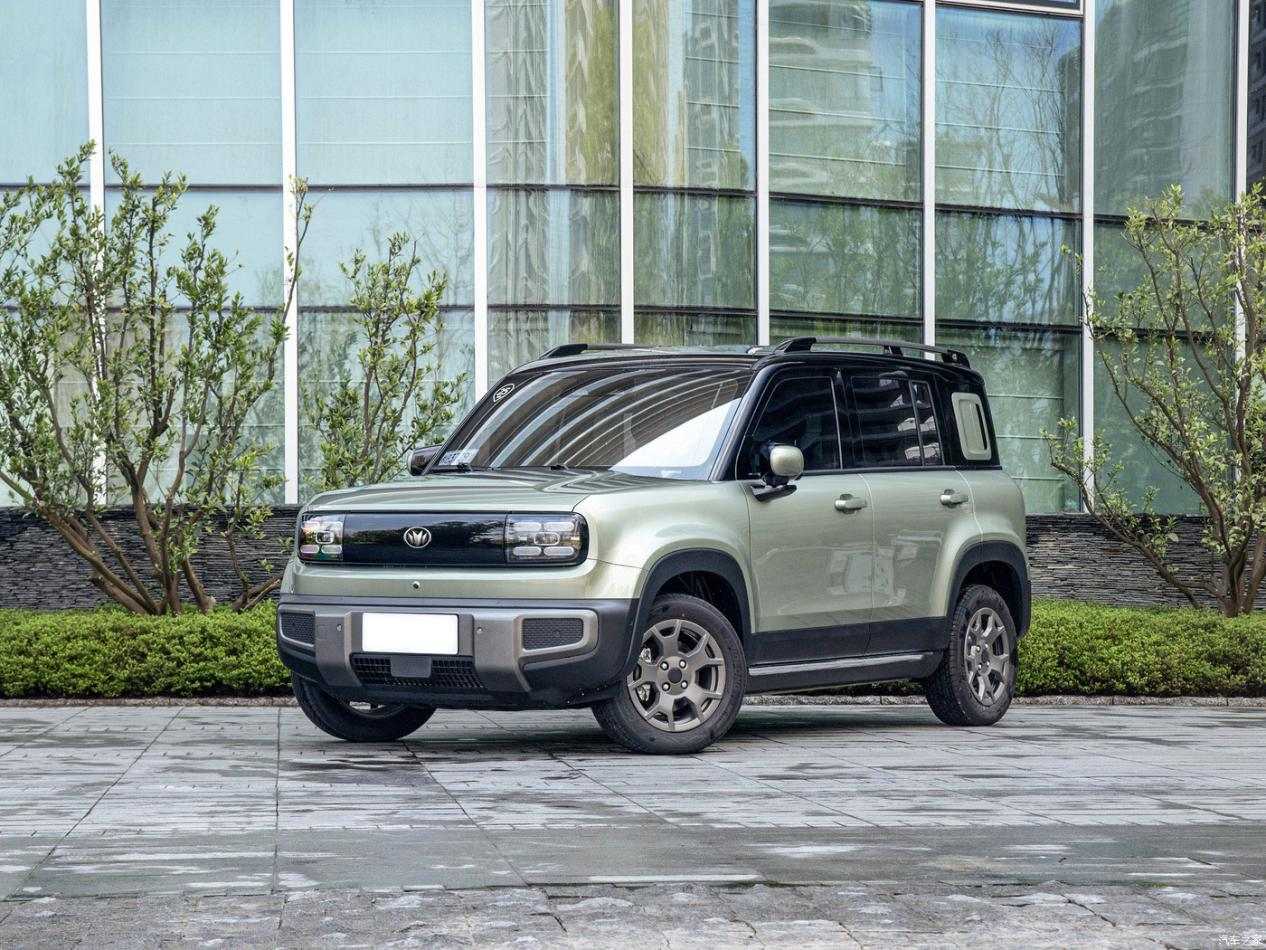 Ja PLUS SUV